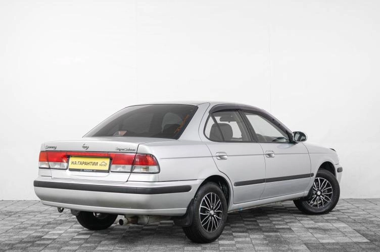 Nissan Sunny 6 из 6