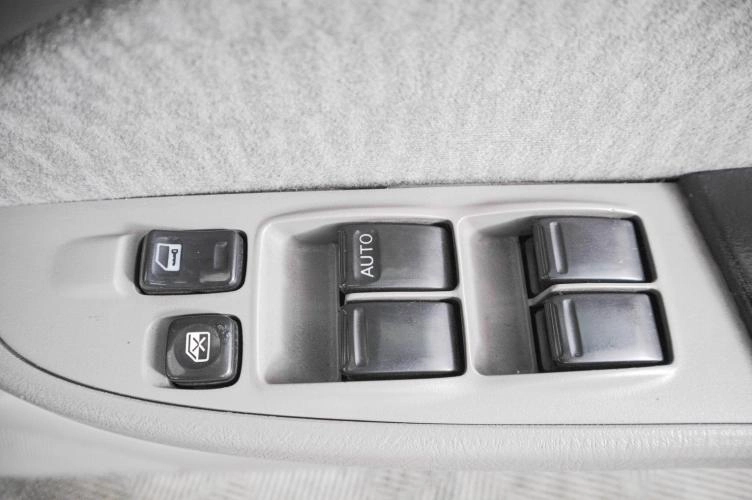 Nissan Sunny 19 из 19