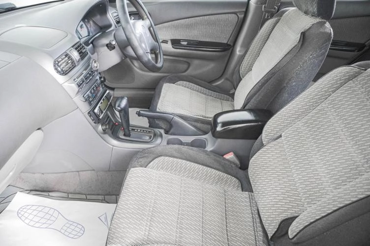 Nissan Sunny 8 из 19