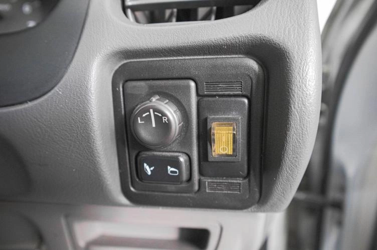 Nissan Sunny 18 из 19