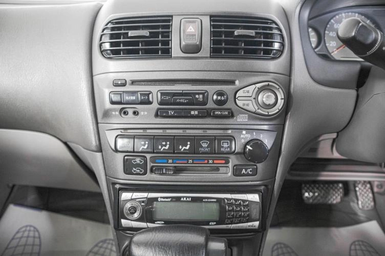 Nissan Sunny 16 из 19