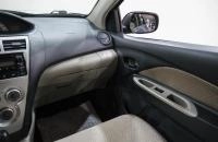 Toyota Yaris 18 из 28