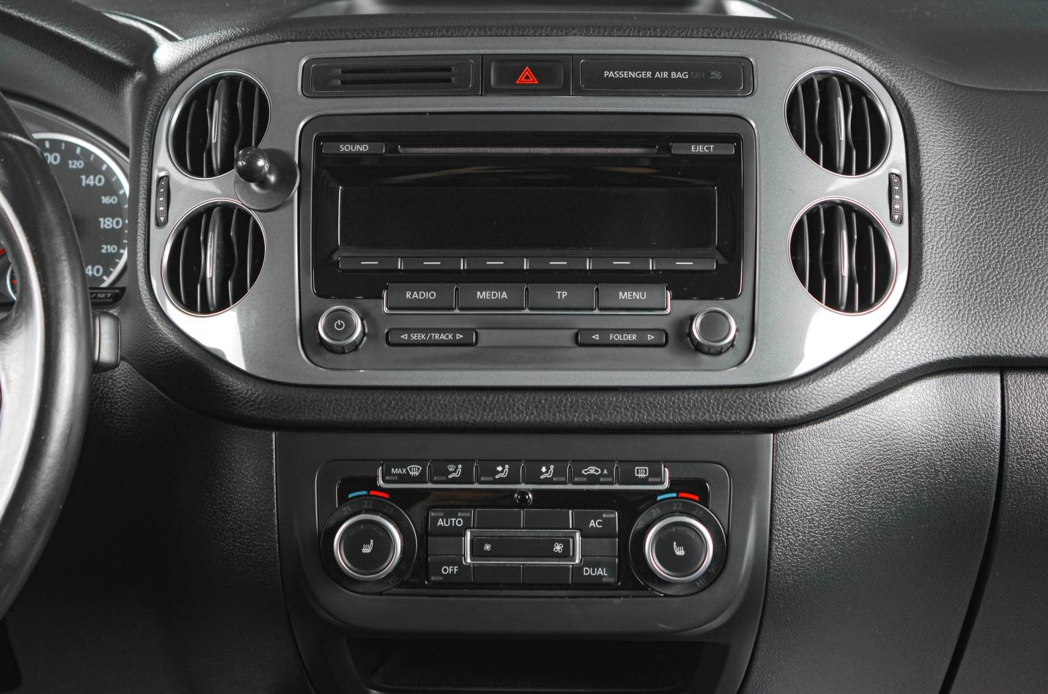 Volkswagen Tiguan 15 из 17