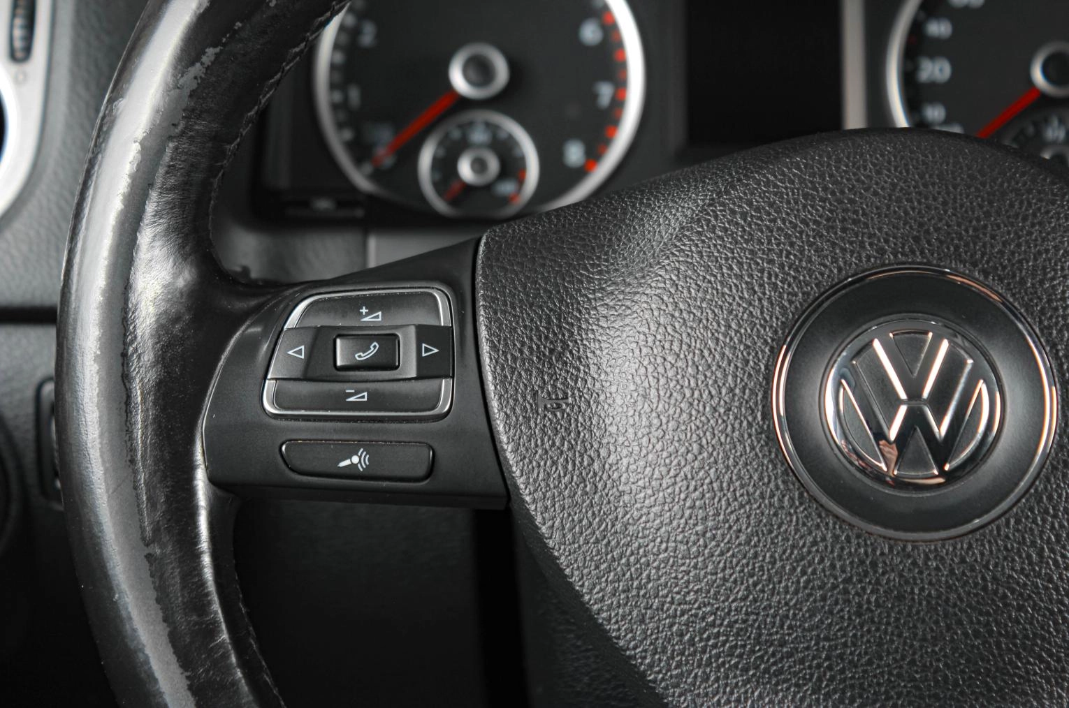 Volkswagen Tiguan 14 из 17