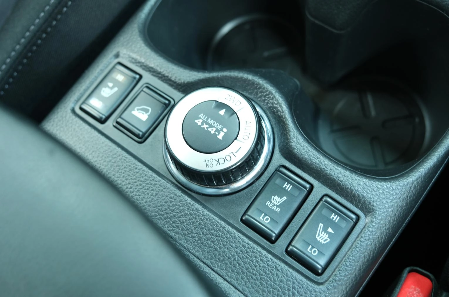 Nissan X-Trail 17 из 24