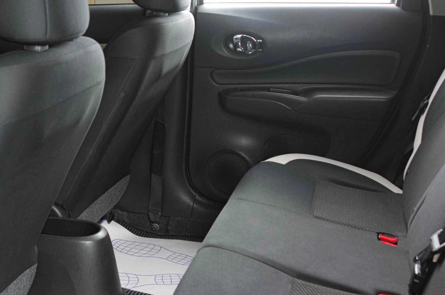 Nissan Note 9 из 15