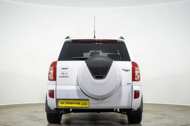 Chery Tiggo (T11) 5 из 6