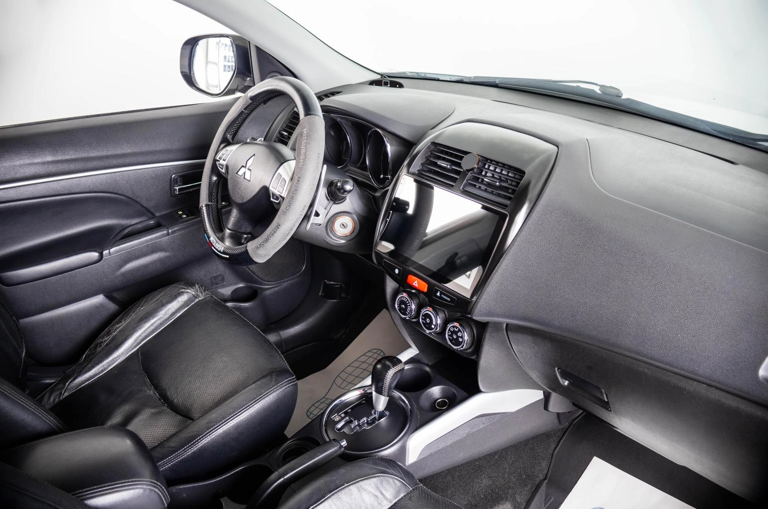 Mitsubishi ASX 10 из 23