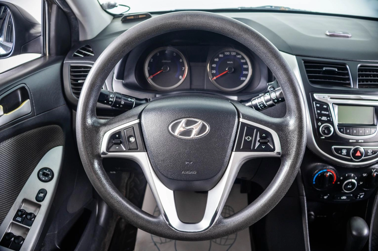 Hyundai Solaris 14 из 21