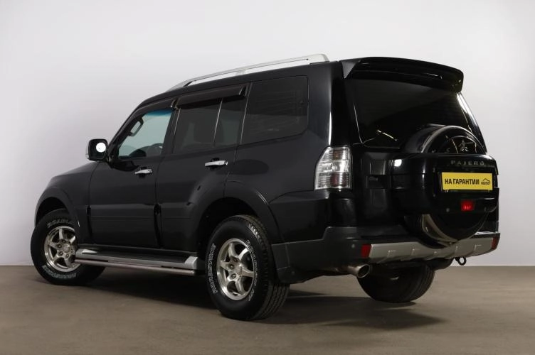 Mitsubishi Pajero 4 из 6