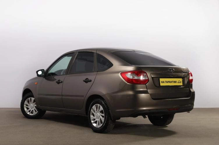 ВАЗ (LADA) Granta 4 из 6