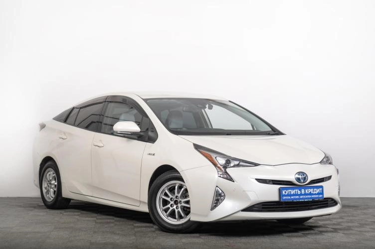 Toyota Prius 1 из 6