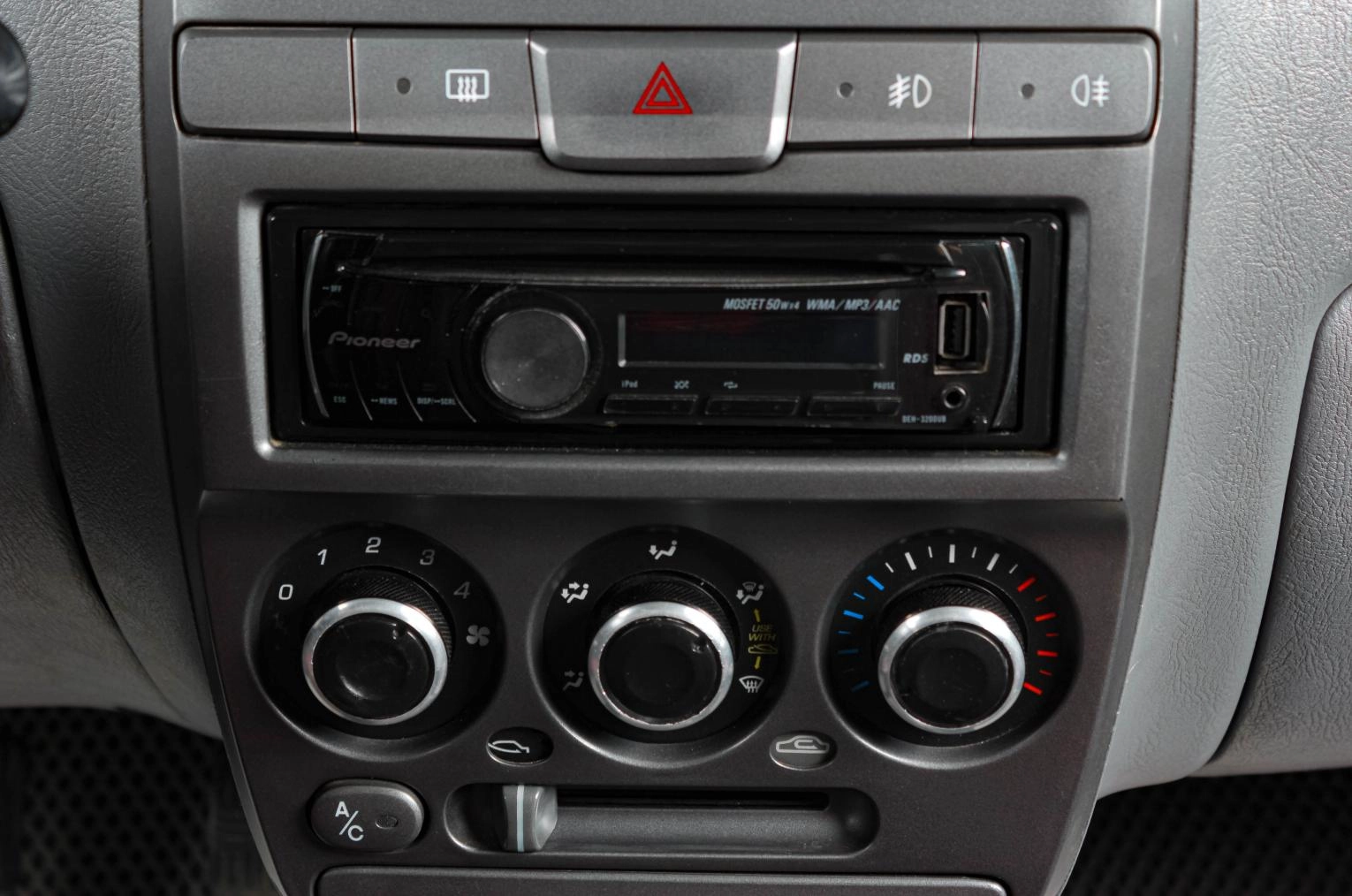 Hyundai Accent 13 из 15