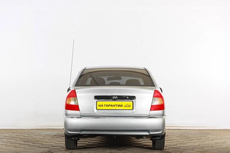 Hyundai Accent 5 из 6
