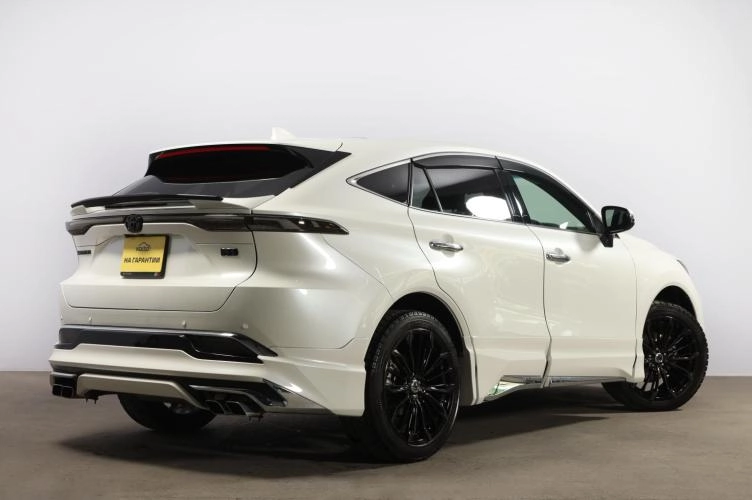 Toyota Harrier 6 из 6