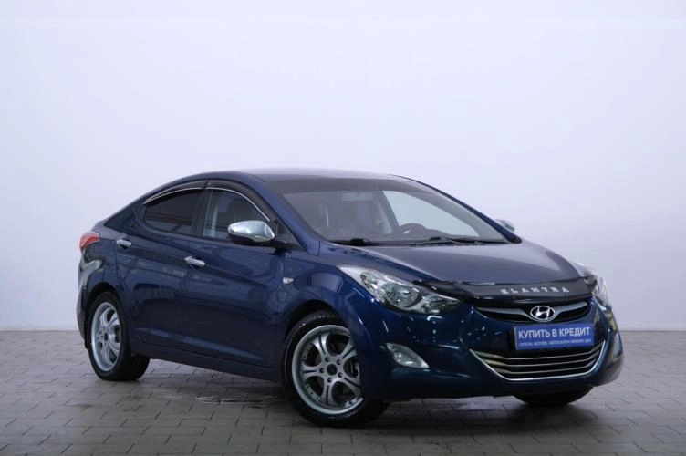 Hyundai Elantra 1 из 6