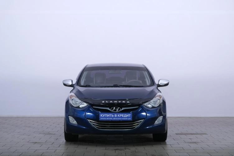 Hyundai Elantra 2 из 6