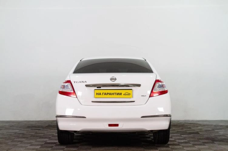 Nissan Teana 5 из 6