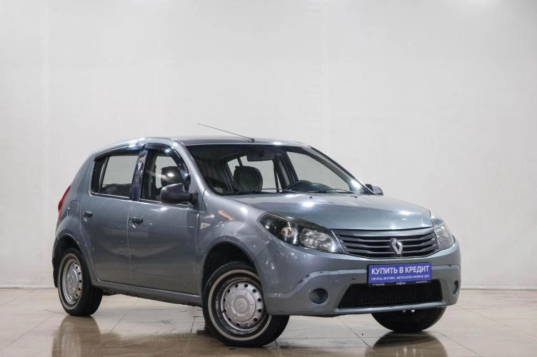 Renault Sandero 1 из 6