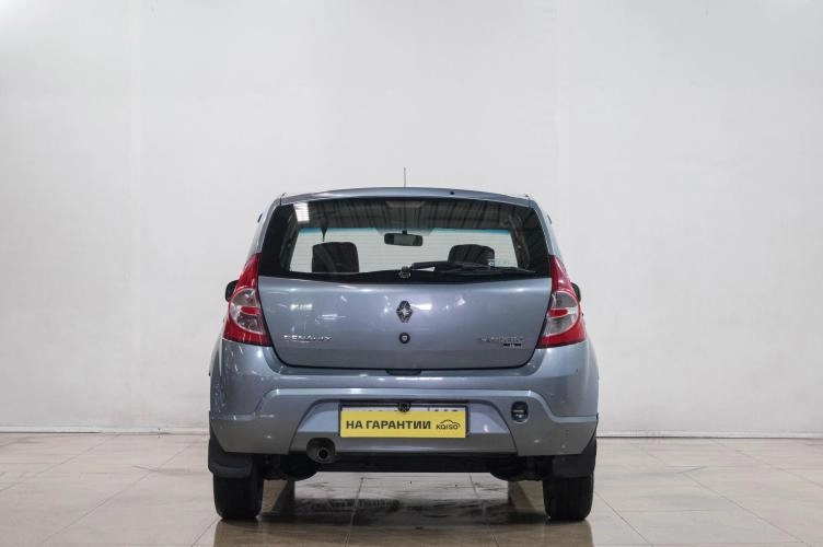 Renault Sandero 5 из 6