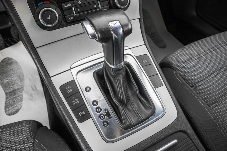 Volkswagen Passat CC 19 из 24