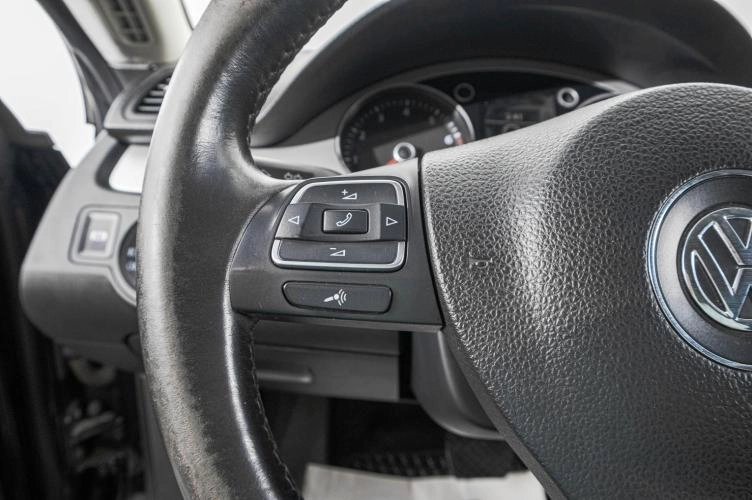 Volkswagen Passat CC 14 из 24