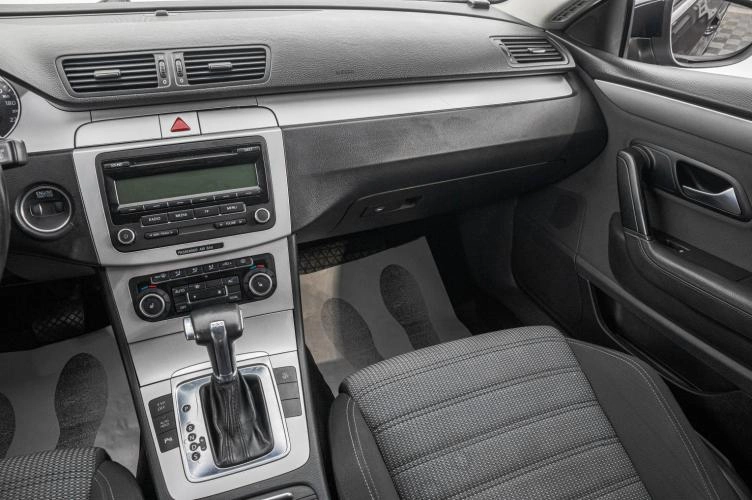 Volkswagen Passat CC 20 из 24