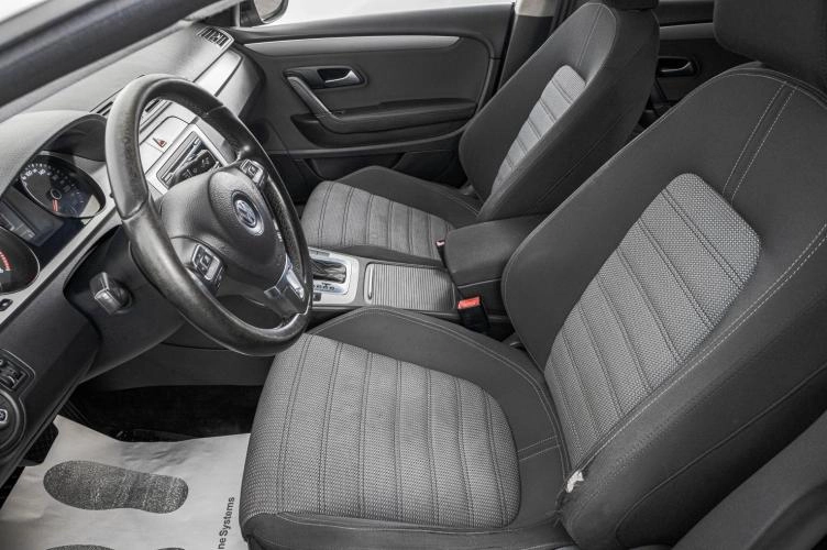 Volkswagen Passat CC 10 из 24