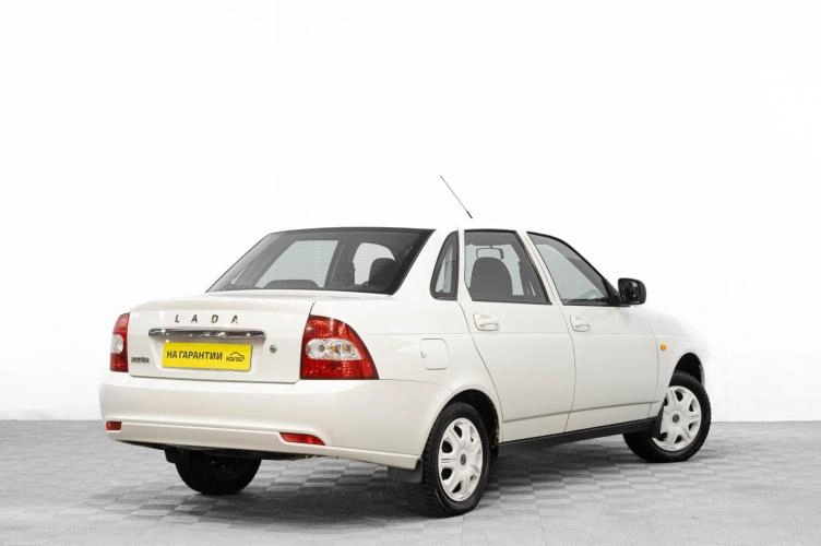 ВАЗ (LADA) Priora 4 из 6