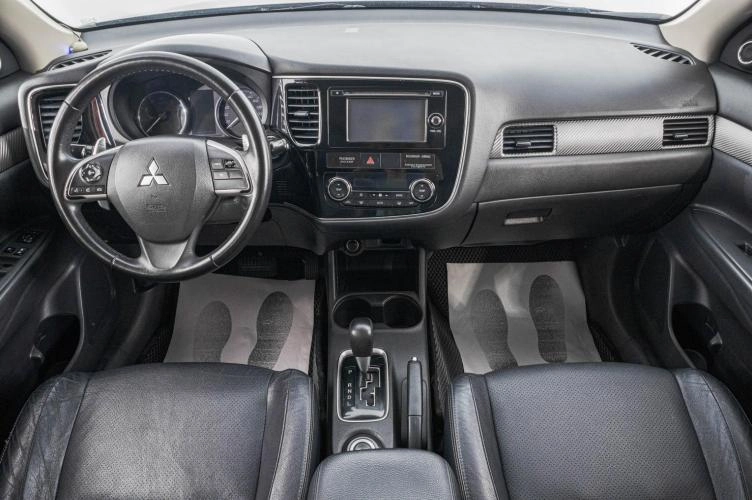 Mitsubishi Outlander 7 из 25
