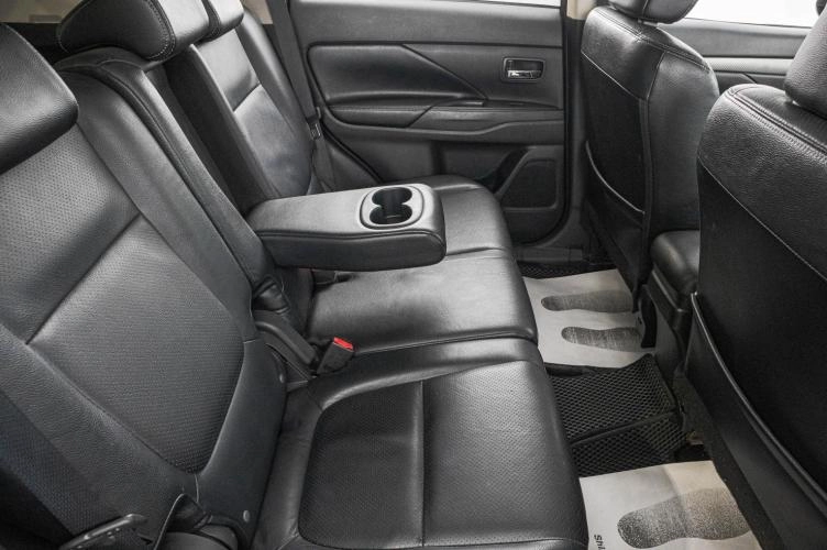 Mitsubishi Outlander 23 из 25