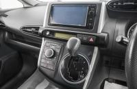 Toyota Wish 16 из 24