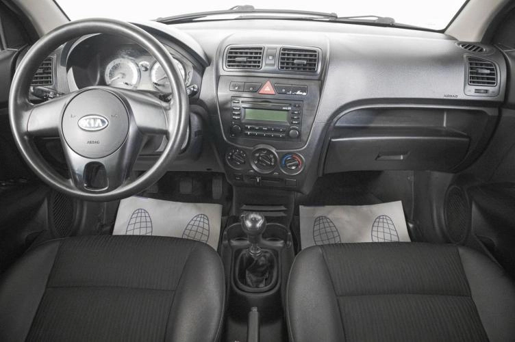 KIA Picanto 13 из 18