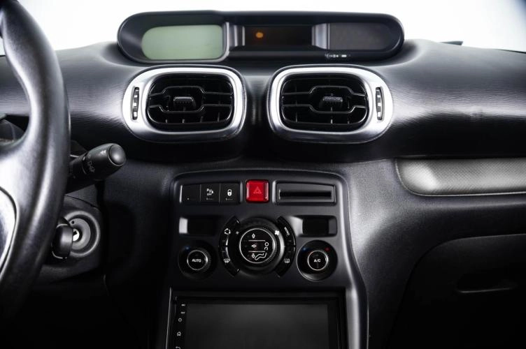 Citroen C3 15 из 19