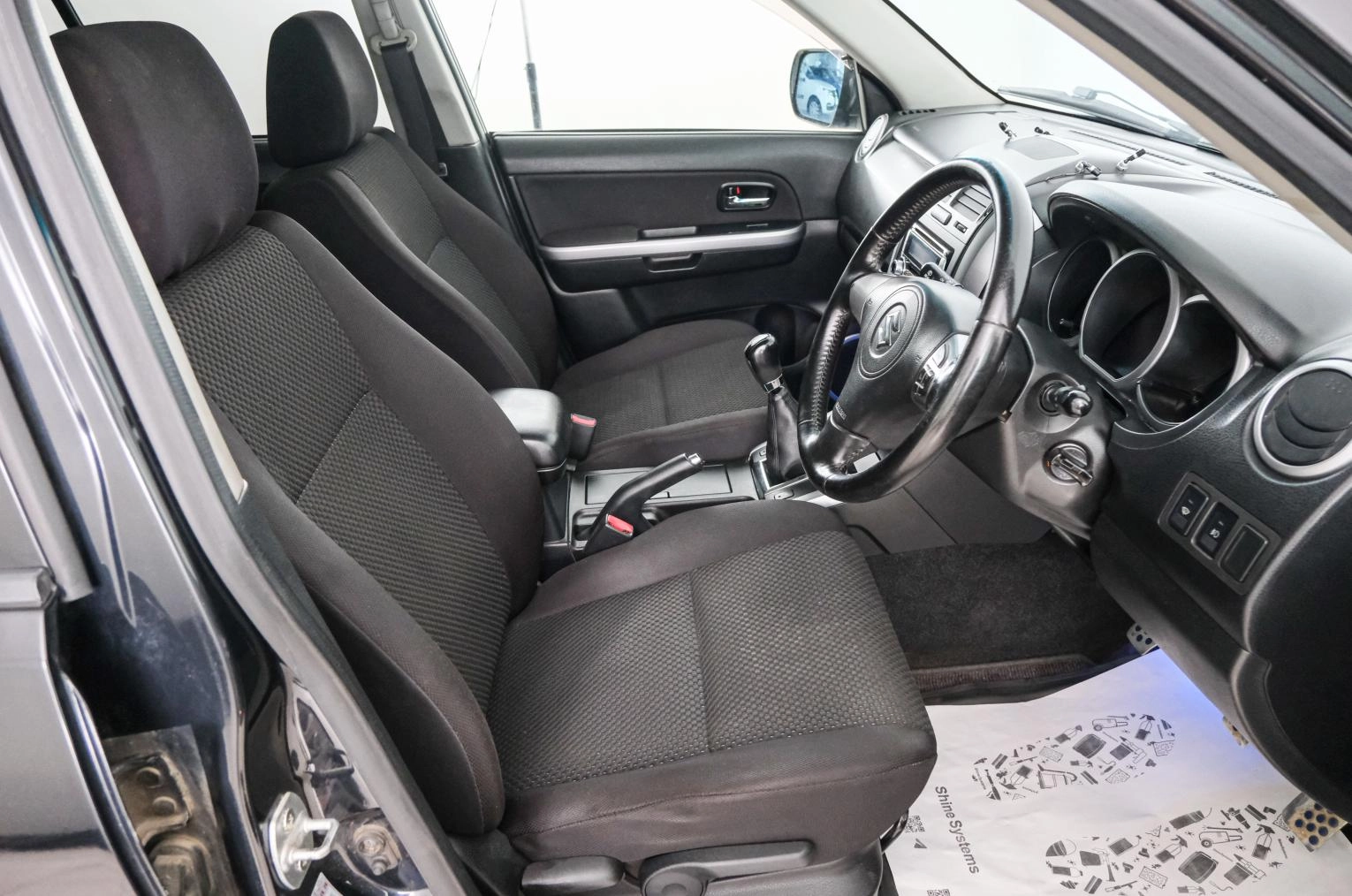 Suzuki Escudo 7 из 21
