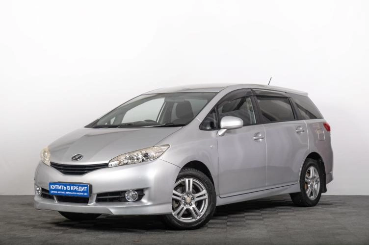 Toyota Wish 2 из 6
