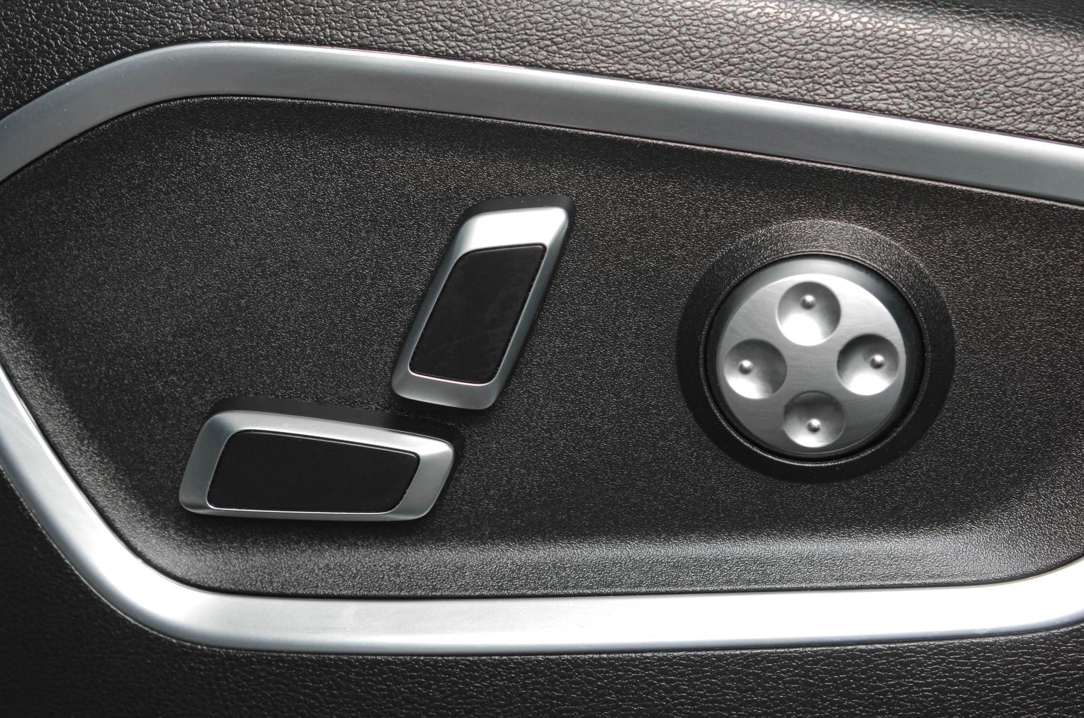 Geely Tugella 19 из 20