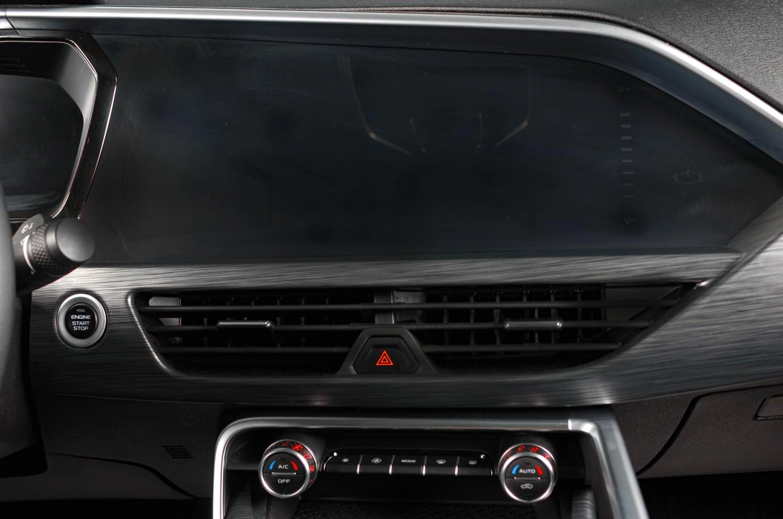 Geely Tugella 15 из 20