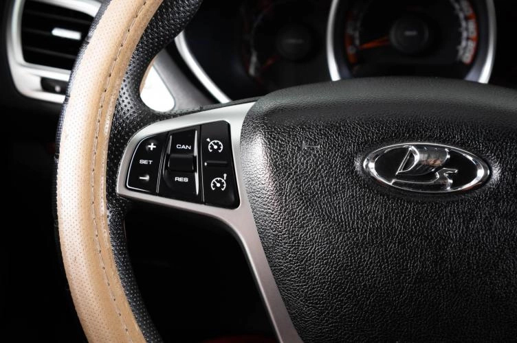 ВАЗ (LADA) Vesta 15 из 21