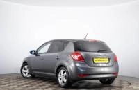 KIA cee'd 6 из 20