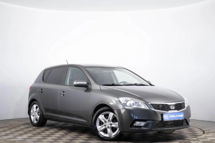 KIA cee'd 1 из 20