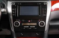 Toyota Camry 15 из 17