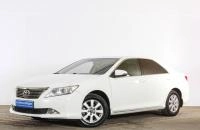 Toyota Camry 3 из 17