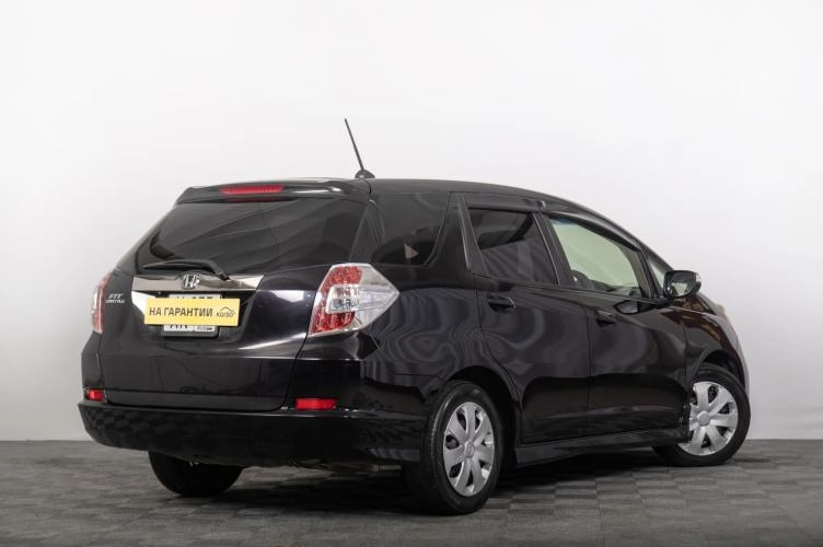 Honda Fit Shuttle 6 из 6