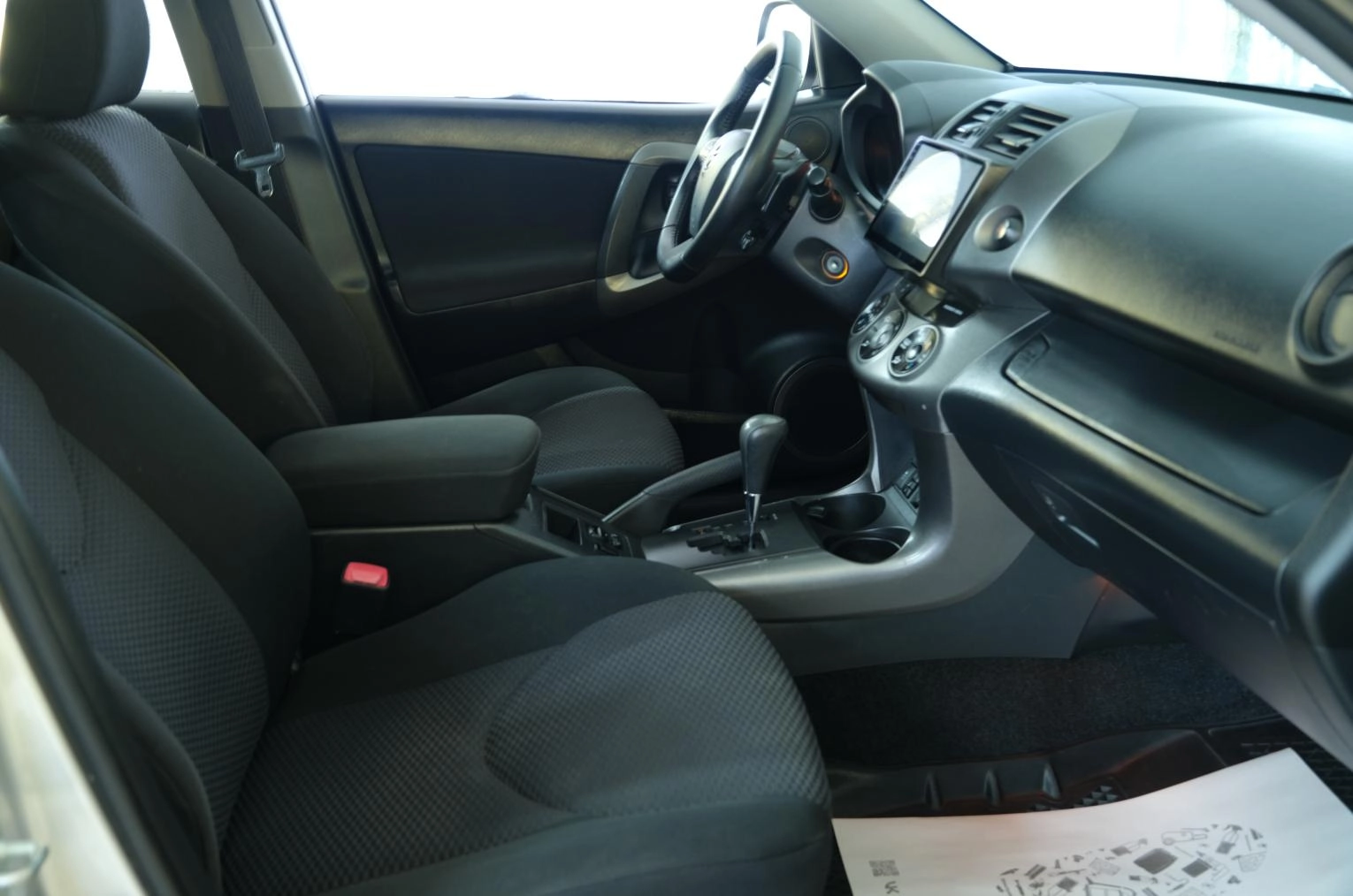 Toyota RAV4 18 из 21
