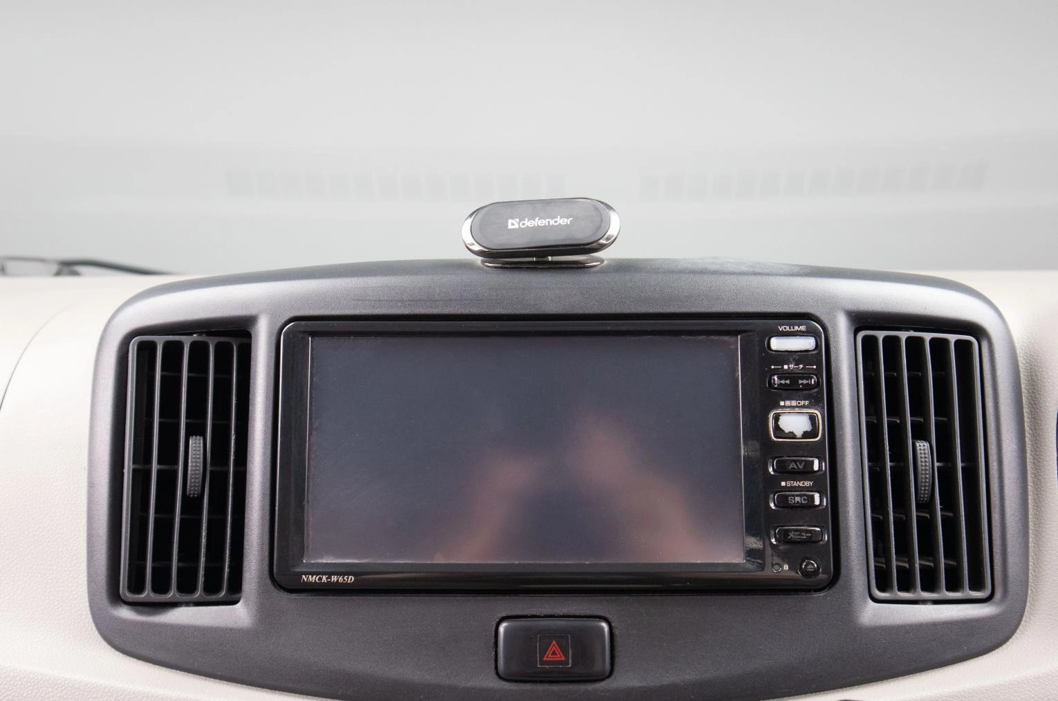 Daihatsu Mira e:S 11 из 17
