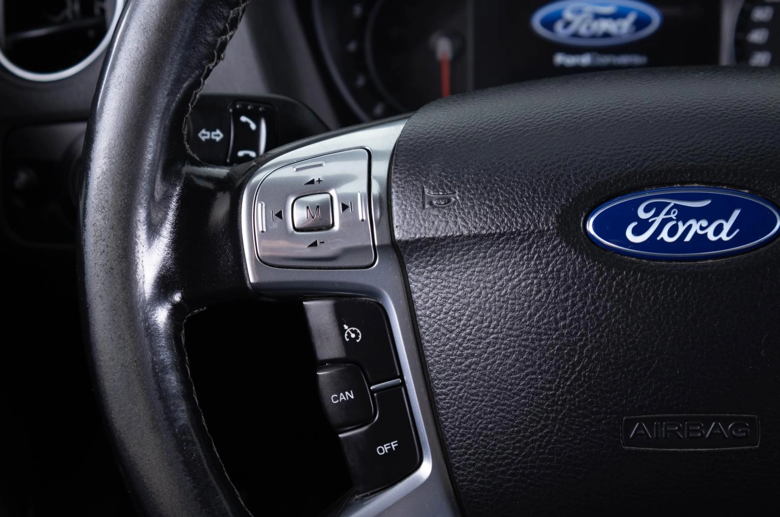 Ford Mondeo 16 из 24