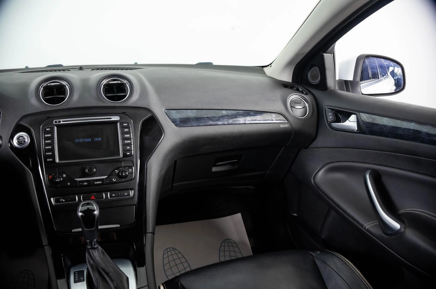 Ford Mondeo 14 из 24