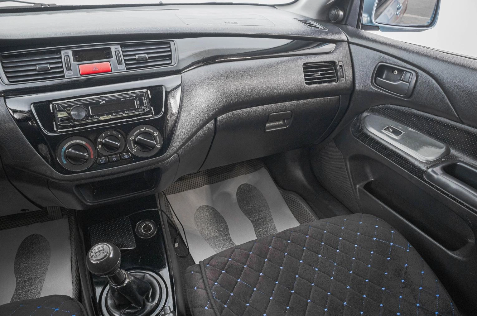 Mitsubishi Lancer 18 из 22