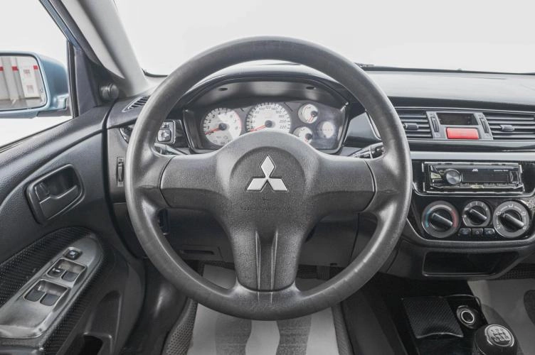 Mitsubishi Lancer 12 из 22